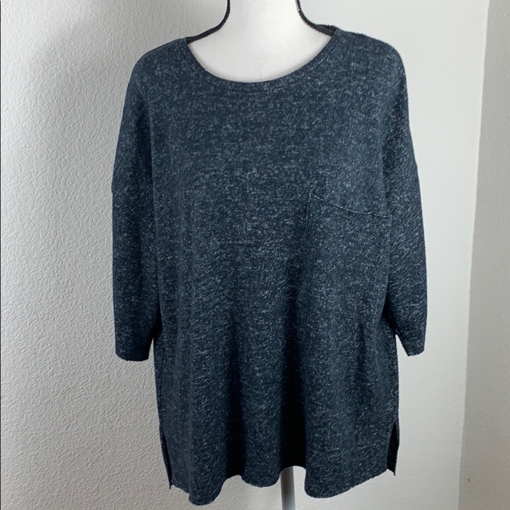 Philosophy gray 3/4 length sleeves,soft fabric top - Picture 4 of 7